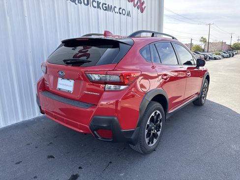 Used 2021 Subaru Crosstrek 2.0i Premium image 32