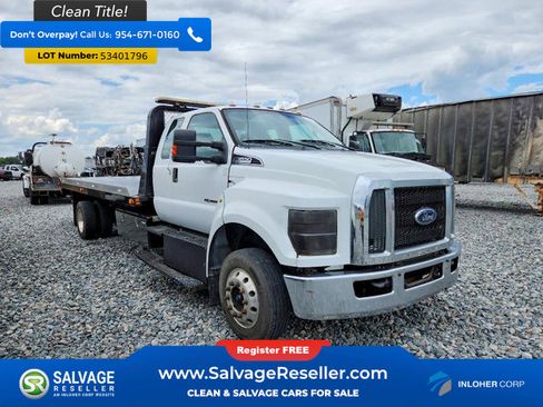 Used 2018 Ford F650 2WD SuperCab Super Duty image 1