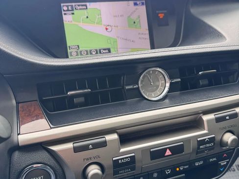 Used 2015 Lexus ES 350 image 28