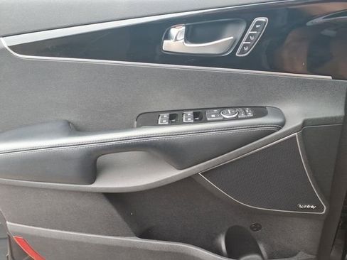 Used 2016 Kia Sorento SX AWD/4WD image 16