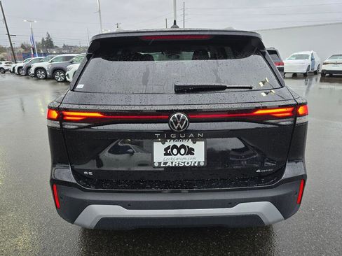 New 2026 Volkswagen Tiguan SE AWD/4WD image 4