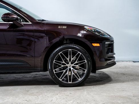 New 2026 Porsche Macan image 12