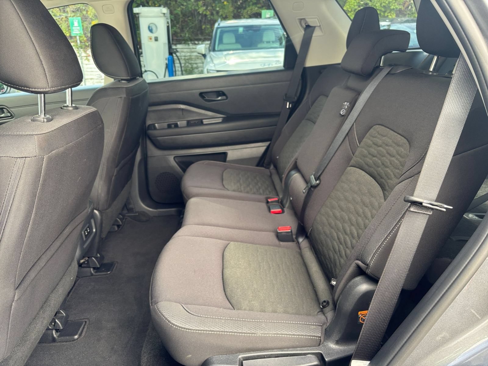 Used 2026 Nissan Pathfinder SV AWD/4WD image 27