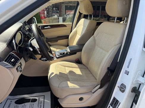 Used 2019 Mercedes-Benz GLS 450 4MATIC image 11
