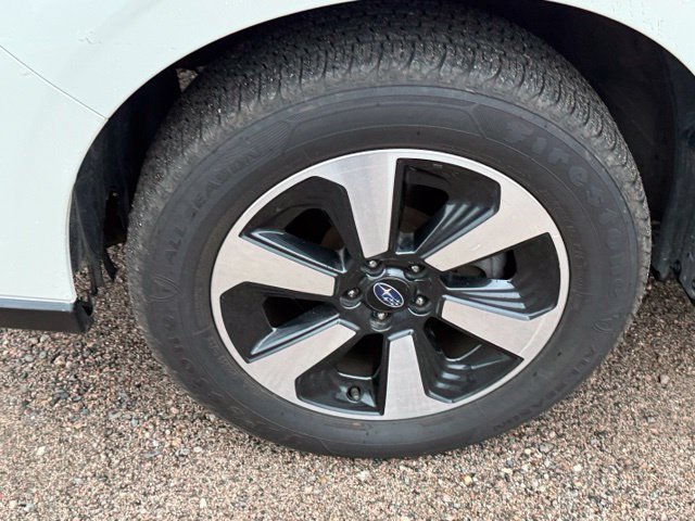 Used 2017 Subaru Forester 2.5i Premium AWD/4WD image 10