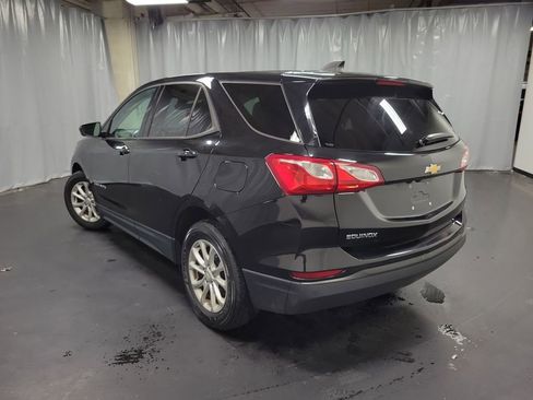 Used 2019 Chevrolet Equinox LS w/ LS Convenience Package image 7