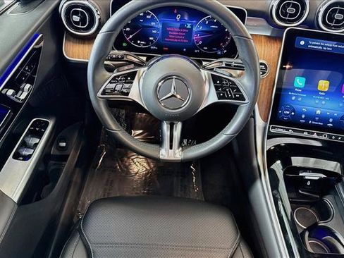 Used 2026 Mercedes-Benz GLC 300 4MATIC image 21