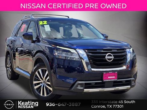 Certified 2022 Nissan Pathfinder Platinum w/ Cargo Package FWD image 1