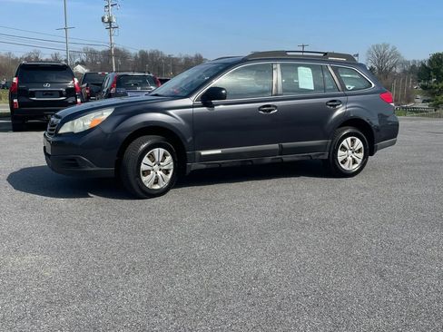Used 2012 Subaru Outback 2.5i image 3