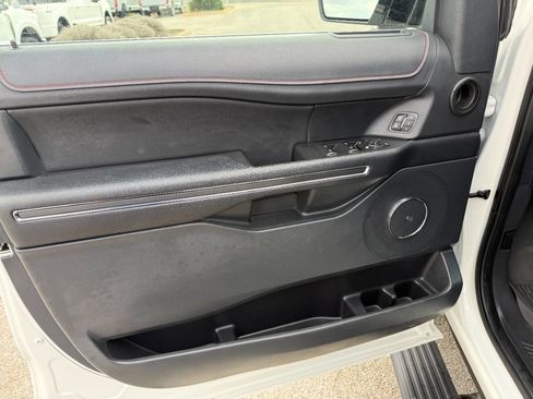 Used 2022 Ford Expedition Max Limited AWD/4WD image 10