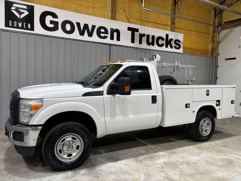 Used 2016 Ford F350 XL w/ Power Equipment Group image 4