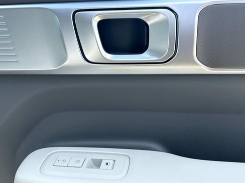 New 2026 Hyundai Santa Fe SE FWD image 17