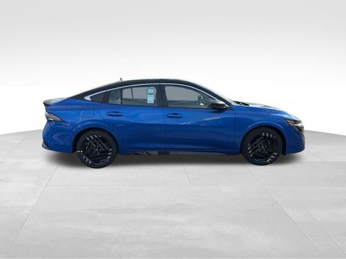 New 2026 Nissan Sentra SR w/ SR Premium Package image 5