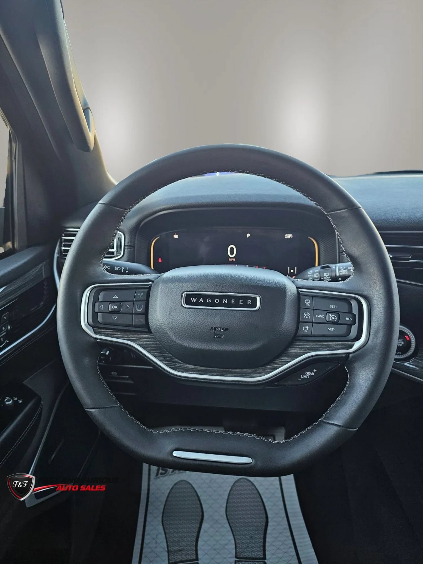 Used 2022 Jeep Wagoneer Series II AWD/4WD image 12
