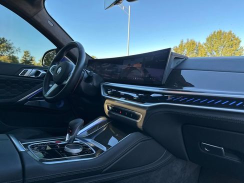 Used 2025 BMW X6 M Competition w/ Executive Package image 80