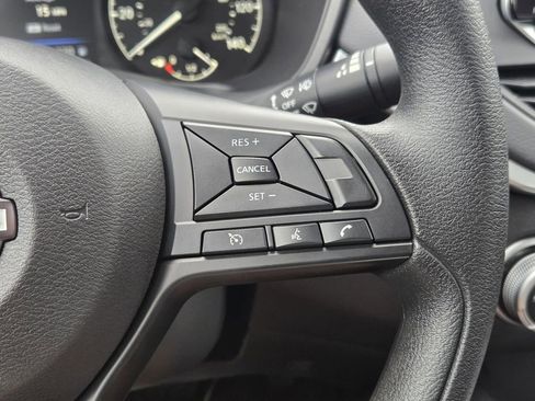 Used 2025 Nissan Altima 2.5 S FWD image 28