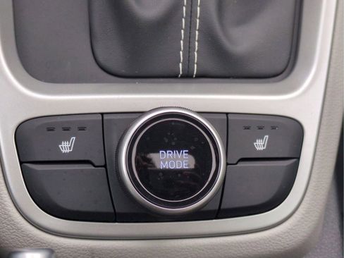New 2026 Hyundai Venue SEL FWD image 30