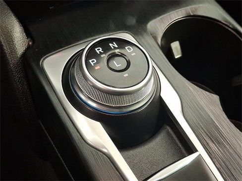 Used 2023 Ford Escape Active image 17