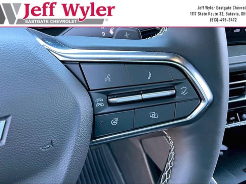 New 2026 Chevrolet Traverse LT w/ Driver Confidence Package FWD image 23