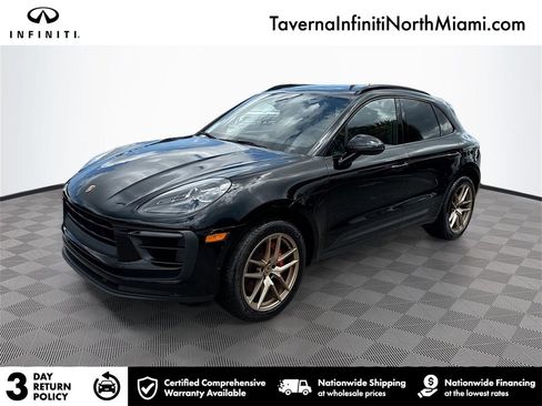 Used 2022 Porsche Macan S w/ Premium Package Plus image 1