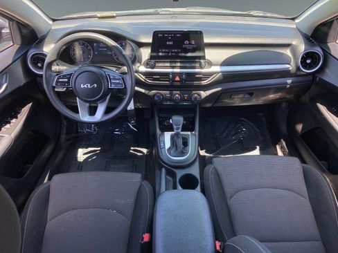 Used 2024 Kia Forte LXS w/ LXS Technology Package FWD image 10