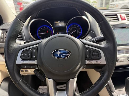 Used 2017 Subaru Legacy 2.5i Limited AWD/4WD image 24