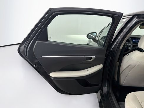 Used 2025 Hyundai Sonata SEL FWD image 27