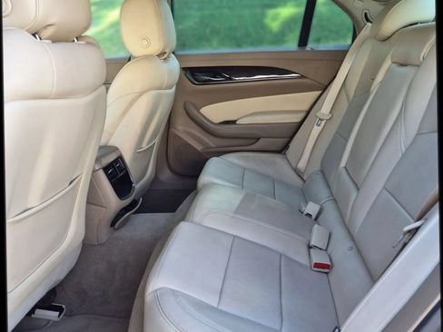 Used 2016 Cadillac CTS Luxury RWD image 2