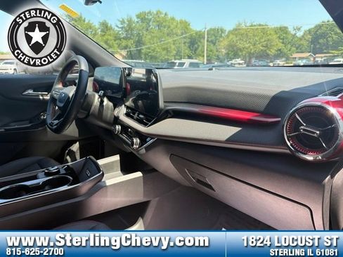 Used 2026 Chevrolet Equinox RS w/ Safety and Technology Package AWD/4WD image 11