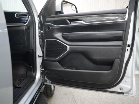 Used 2022 Jeep Wagoneer Series II w/ Premium Group I image 31