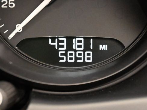 Used 2023 Porsche Macan GTS image 81