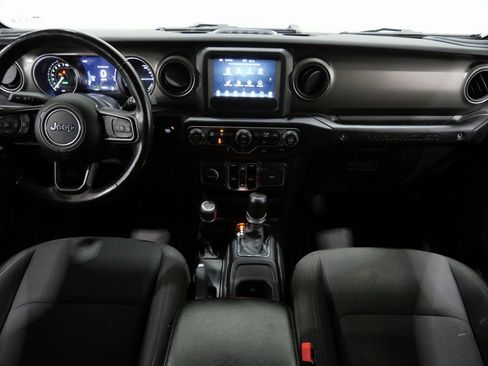 Used 2023 Jeep Wrangler Unlimited w/ Cold Weather Group image 11