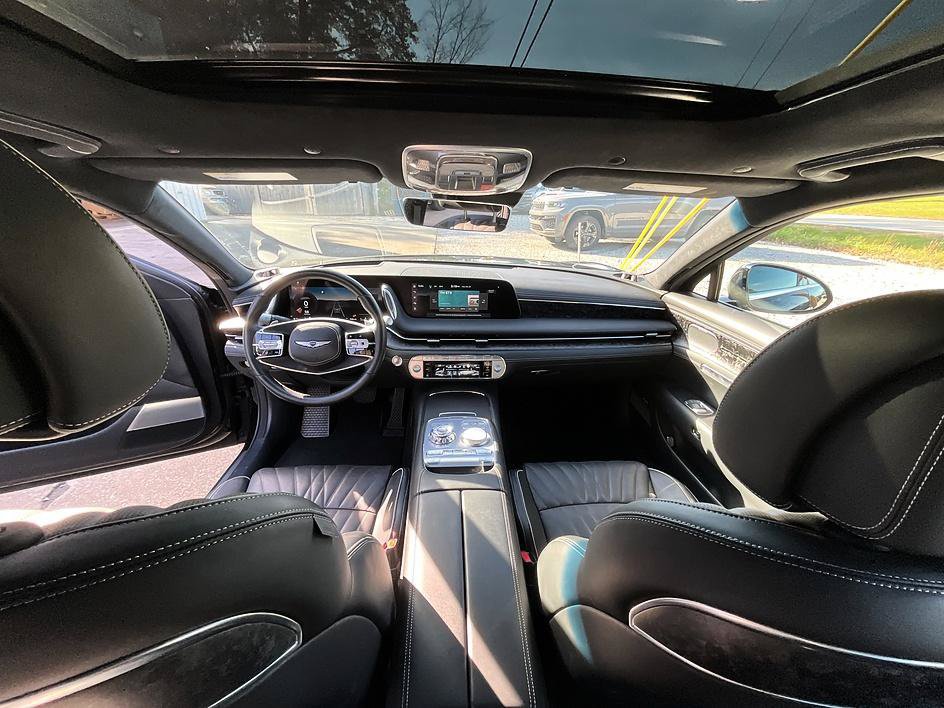 Used 2023 Genesis G90 3.5T AWD/4WD image 42