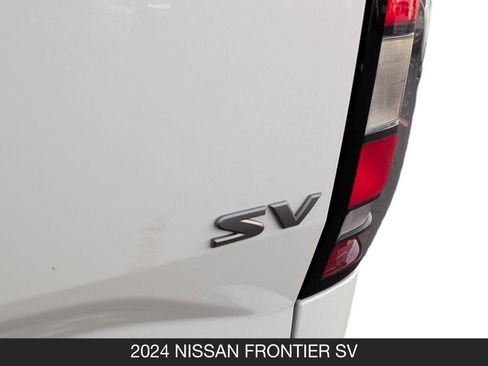 Certified 2024 Nissan Frontier SV w/ SV Convenience Package image 13