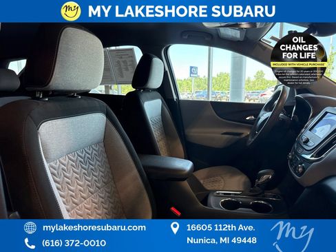 Used 2023 Chevrolet Equinox LT AWD/4WD image 26