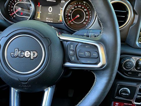 Used 2020 Jeep Gladiator Rubicon image 20