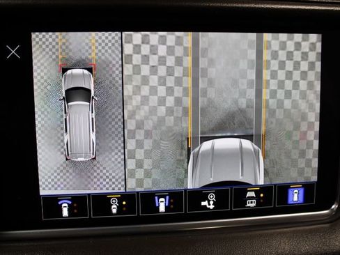 Used 2022 GMC Yukon XL Denali image 49