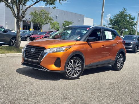Certified 2024 Nissan Kicks SV FWD image 32