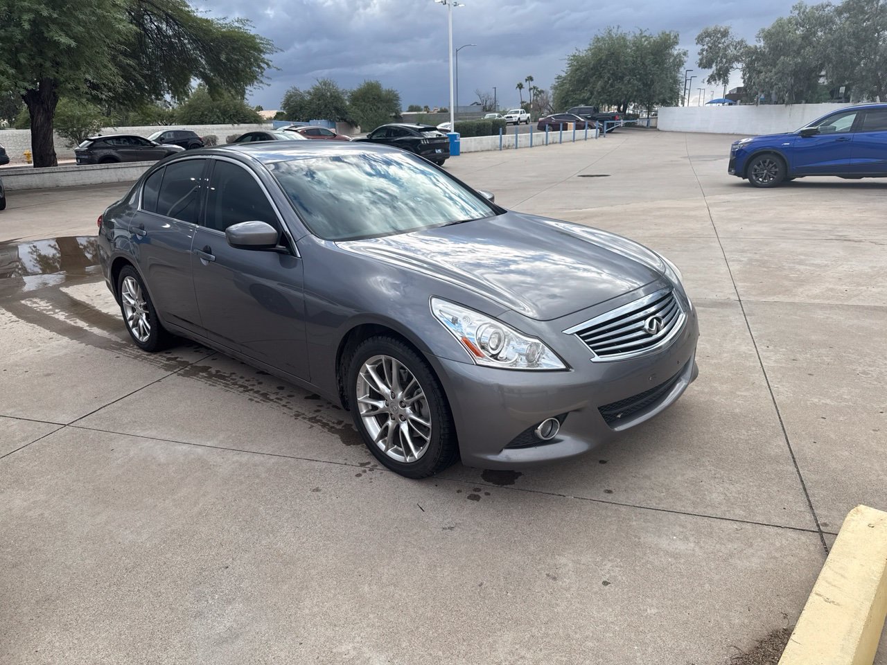 Used 2013 INFINITI G37 x Sedan w/ Premium Pkg AWD/4WD image 11