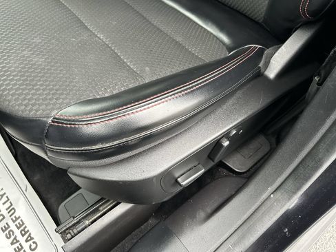 Used 2023 Ford Escape ST-Line AWD/4WD image 23