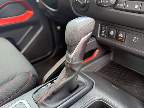 New 2026 Nissan Frontier PRO-4X w/ Pro-4x Convenience Package image 14