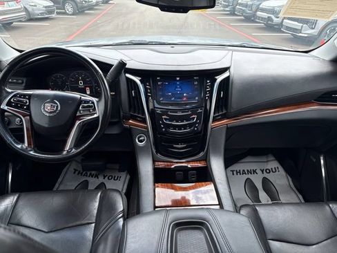 Used 2015 Cadillac Escalade ESV Premium AWD/4WD image 30