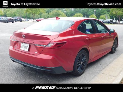 Certified 2025 Toyota Camry SE FWD image 4