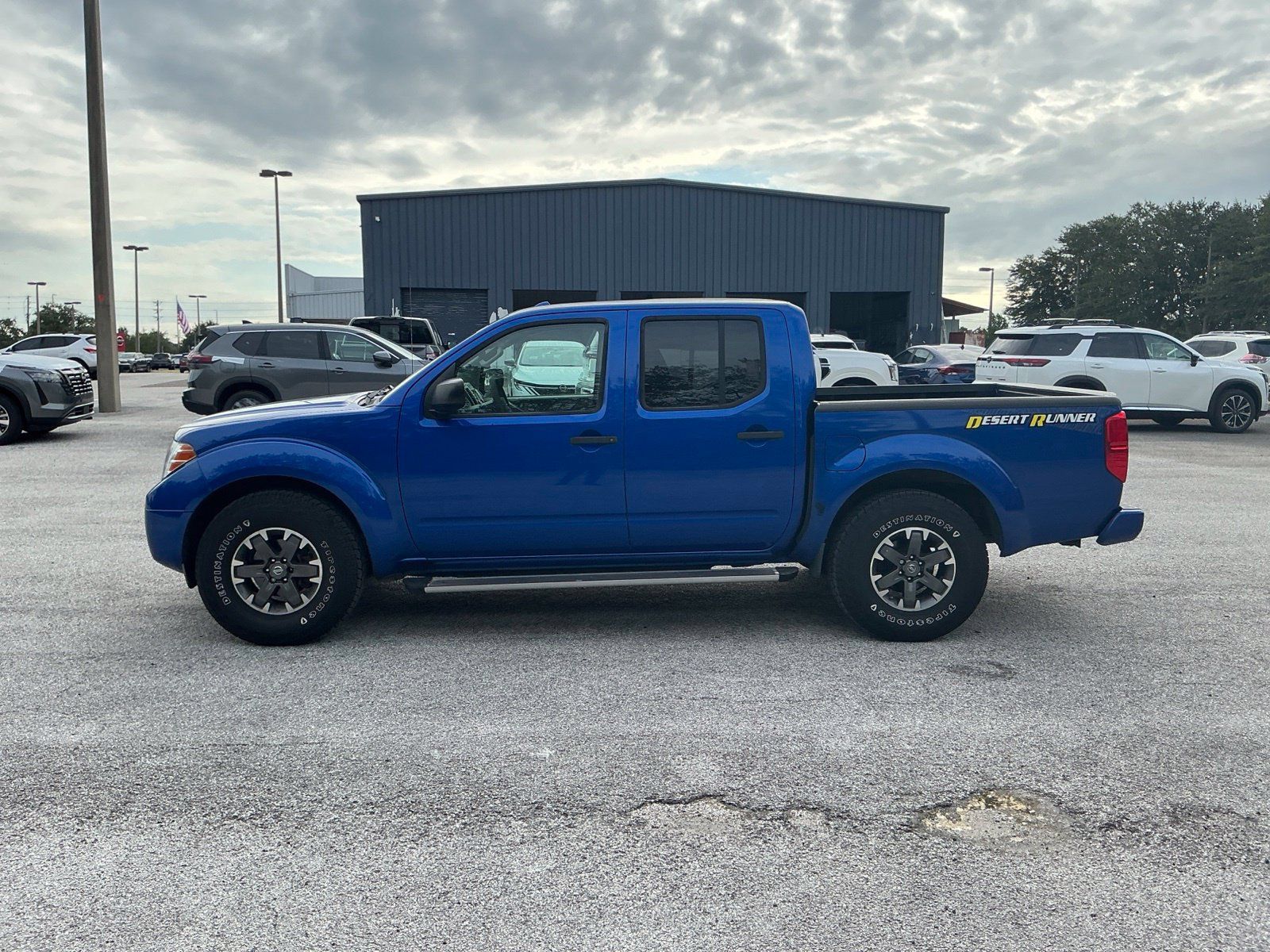 Used 2014 Nissan Frontier Desert Runner RWD image 5