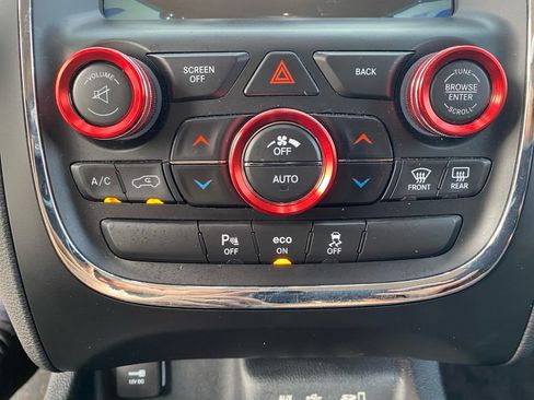 Used 2015 Dodge Durango Limited w/ Nav & Power Liftgate Group AWD/4WD image 24