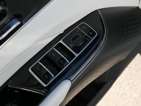 Certified 2024 Cadillac Lyriq Sport AWD/4WD image 16