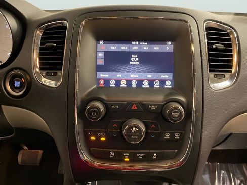 Used 2018 Dodge Durango SXT w/ 3rd Row Seating Group image 12