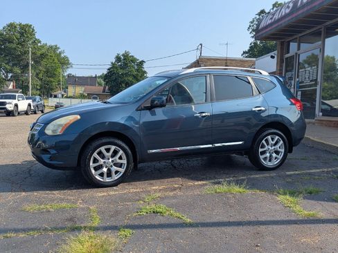 Used 2013 Nissan Rogue SL AWD/4WD image 4