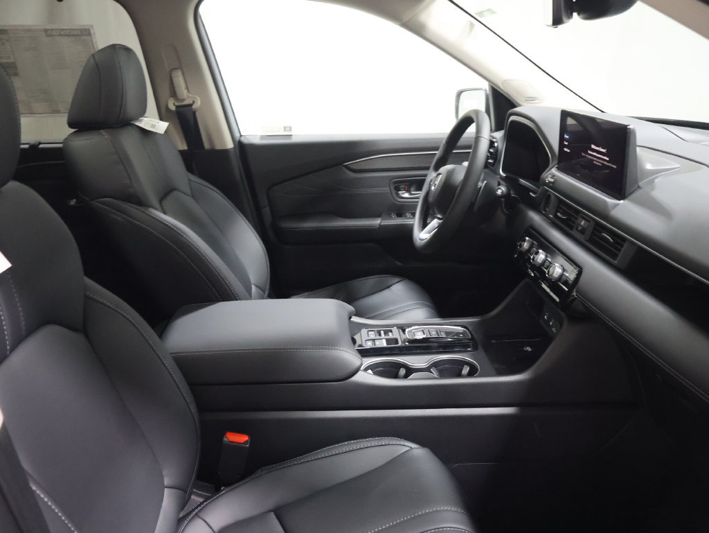 New 2026 Honda Pilot Touring image 18