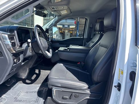 Used 2024 Ford F250 Lariat w/ FX4 Off-Road Package AWD/4WD image 9